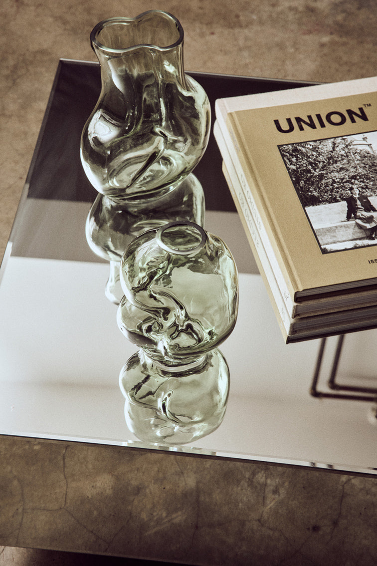 Gleam Glass Small Vase Olive - LEEF mode en accessoires