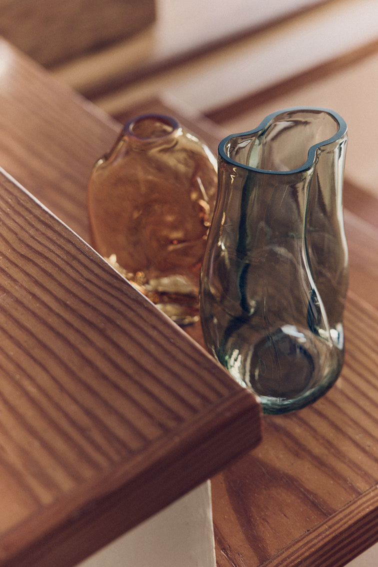 Gleam Glass Vase Olive - LEEF mode en accessoires