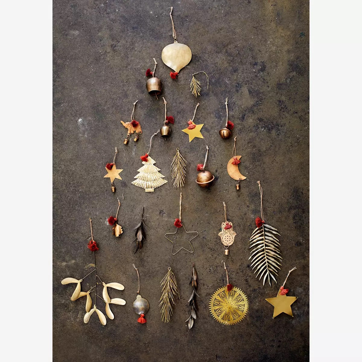Hanging Iron Ornament D:12cm Gold - LEEF mode en accessoires