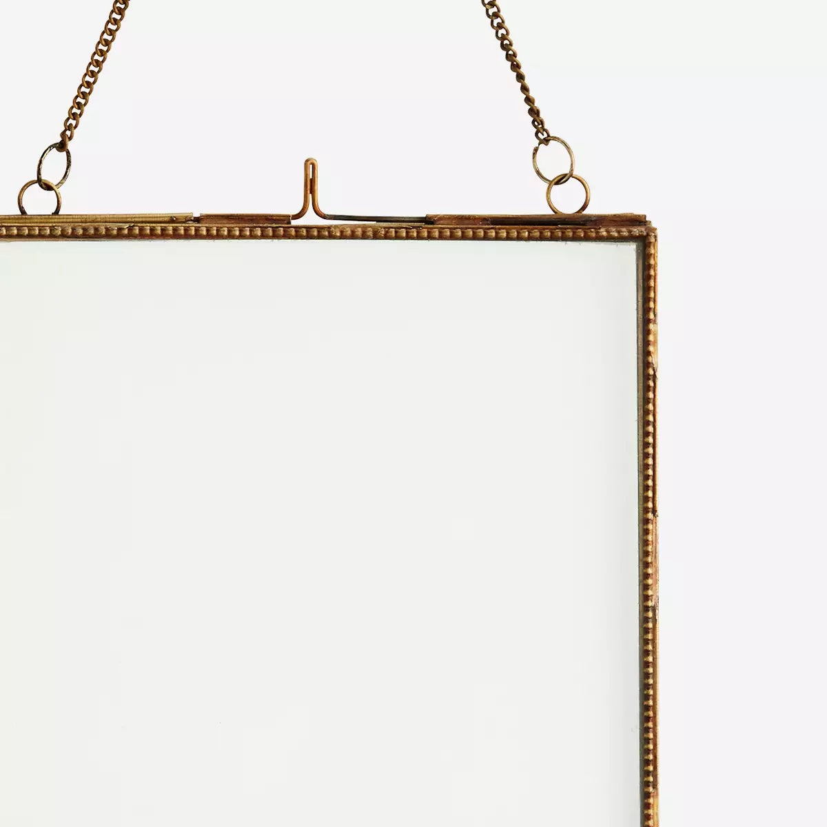 Hanging Photo Frame 15x20cm Ant. Brass - LEEF mode en accessoires