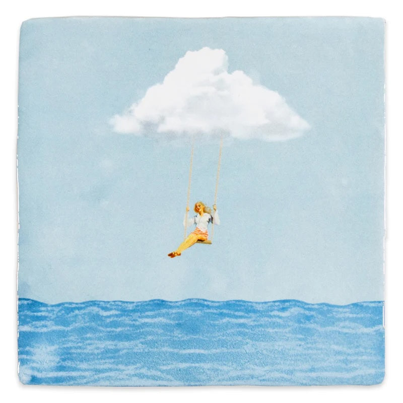 Decoratief tegelontwerp van 10x10 cm van Headspace door StoryTiles, met abstracte patronen en warme aardetinten.
