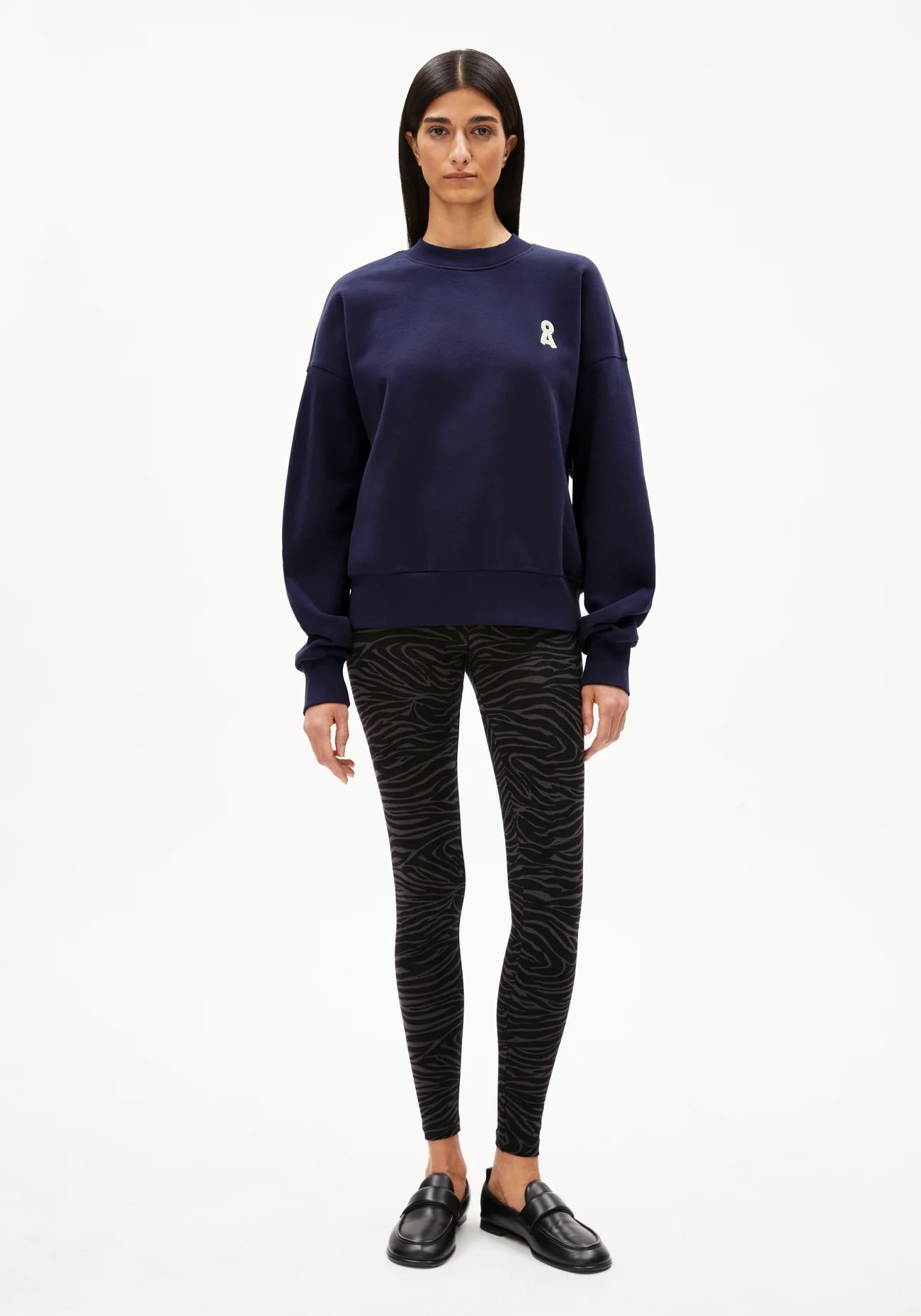 ICONICAALIZAASWEAT3232TintedNavy__3