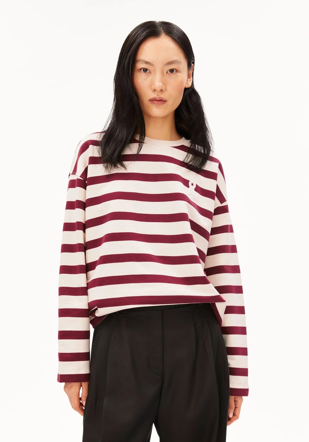 ICONICAFRANKAABOLDSWEAT3682Undyed-VelvetRed__1