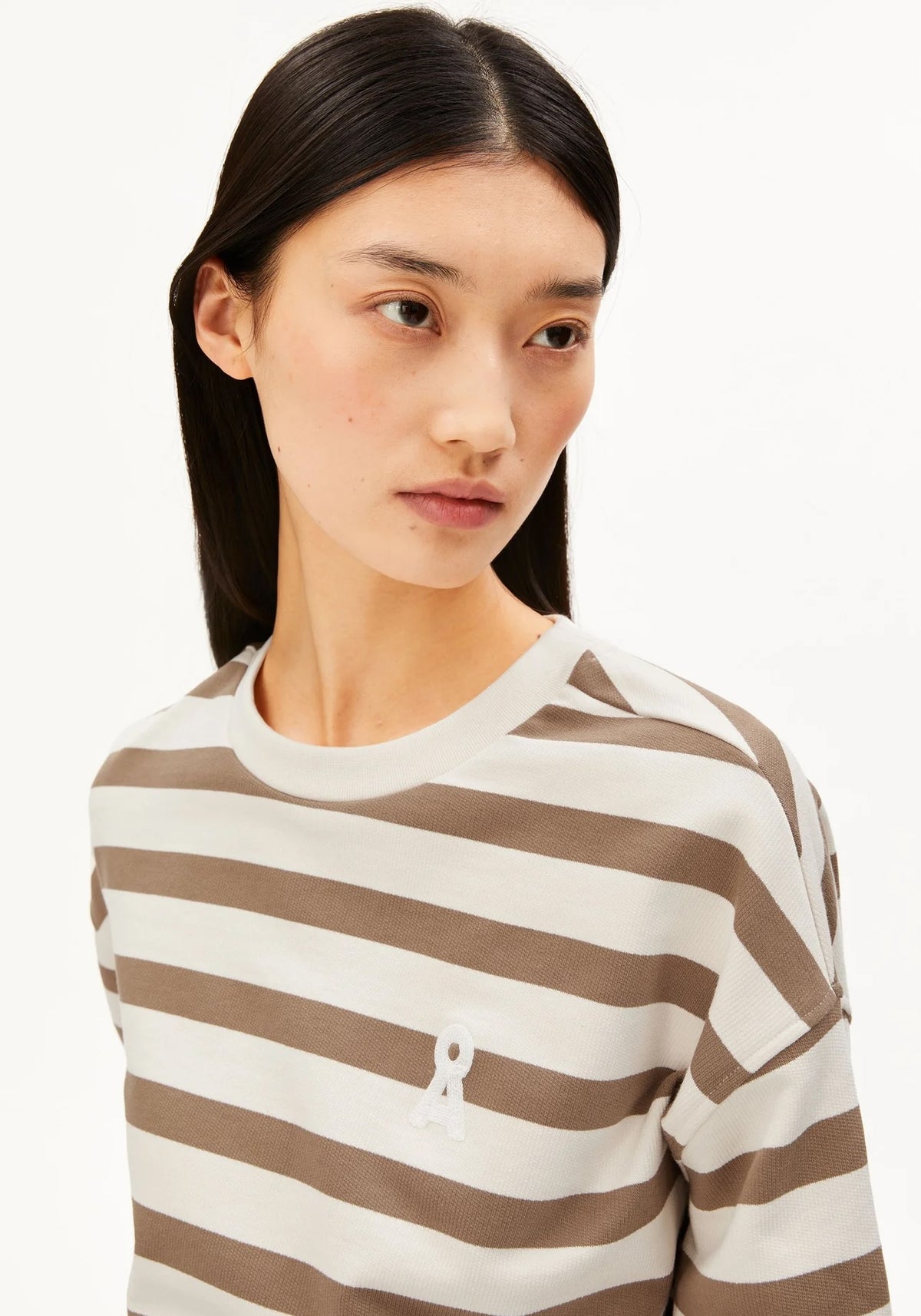 ICONICAFRANKAABOLDSWEAT3827Undyed-Amberwood__4