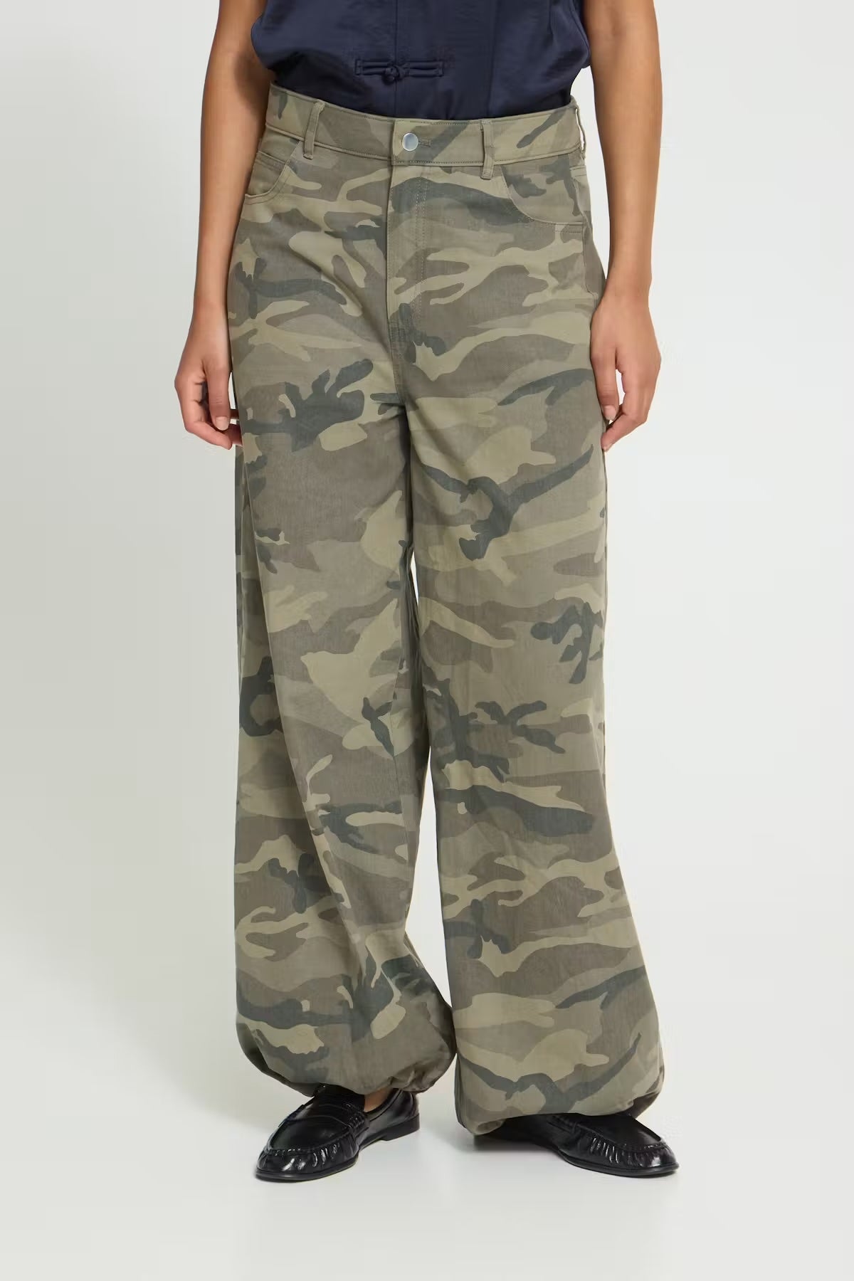 ICHI IHCARMOCA bomberjack 900023683 in camogroen met camouflageprint