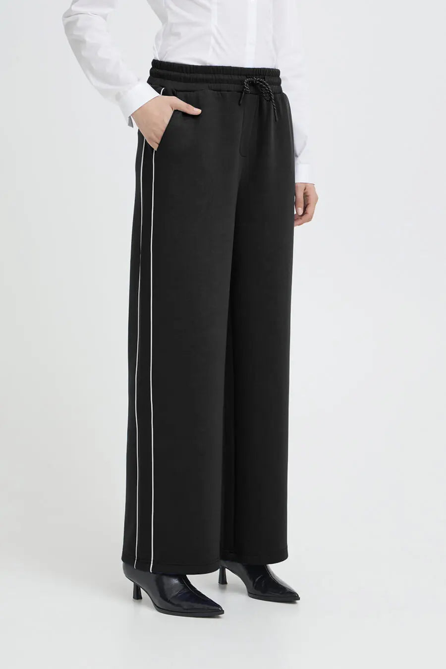 IHKATENEOPA194008Black__1