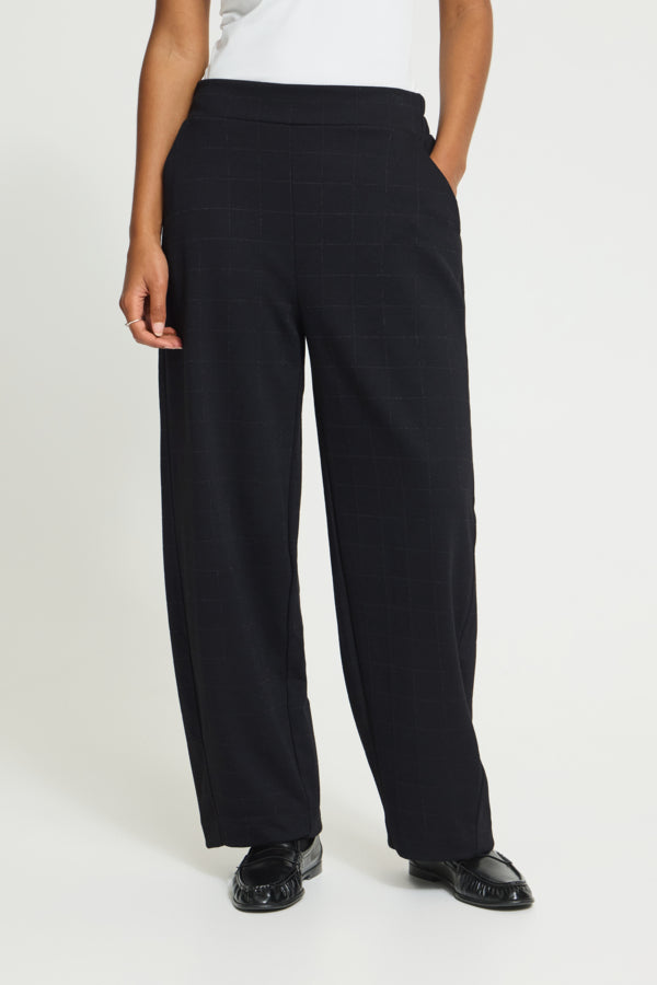 ICHI IHKATE Sparkelly Barrel broek in zwart met glanzende details