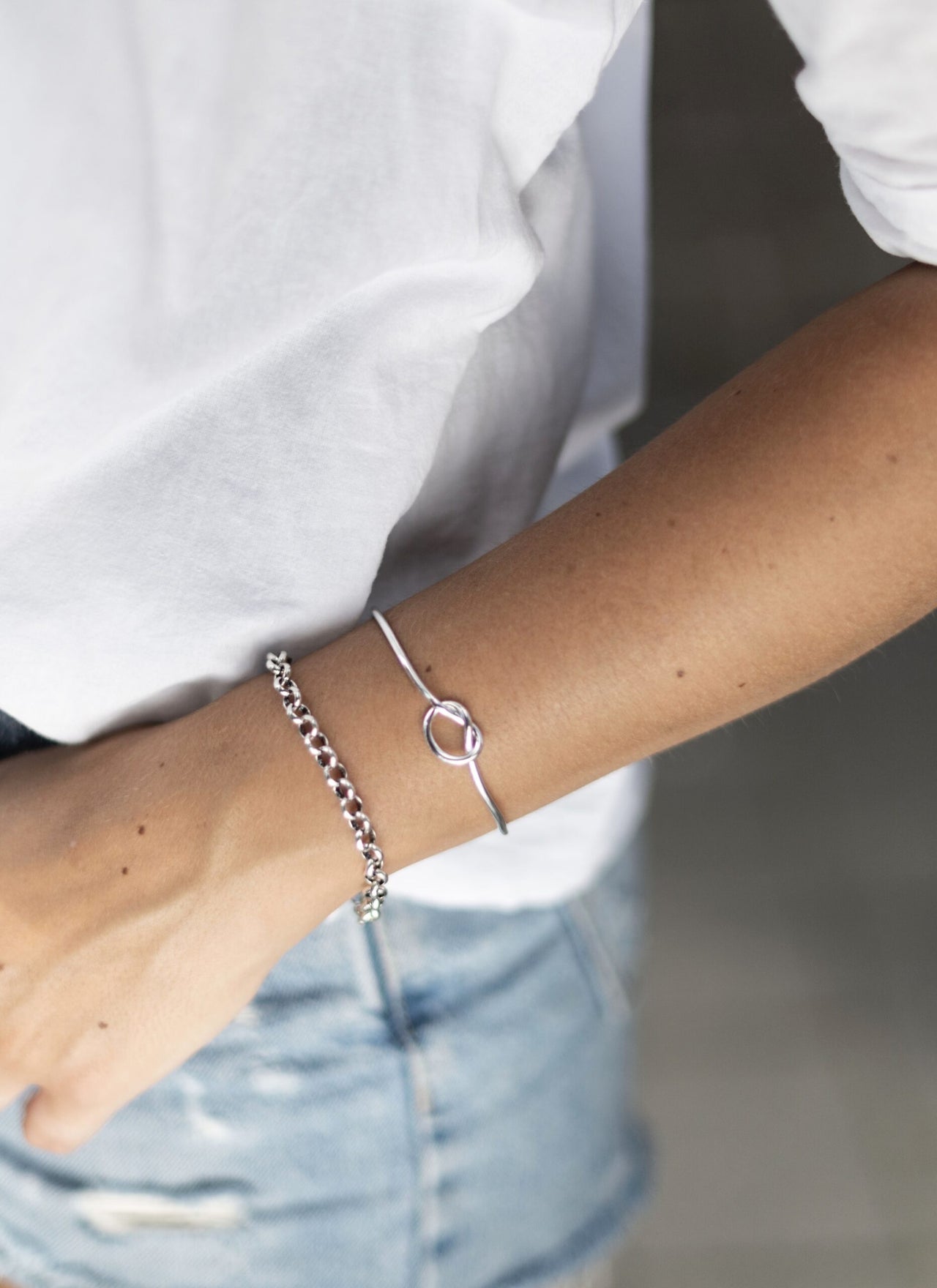 Knot bangle  Zilver