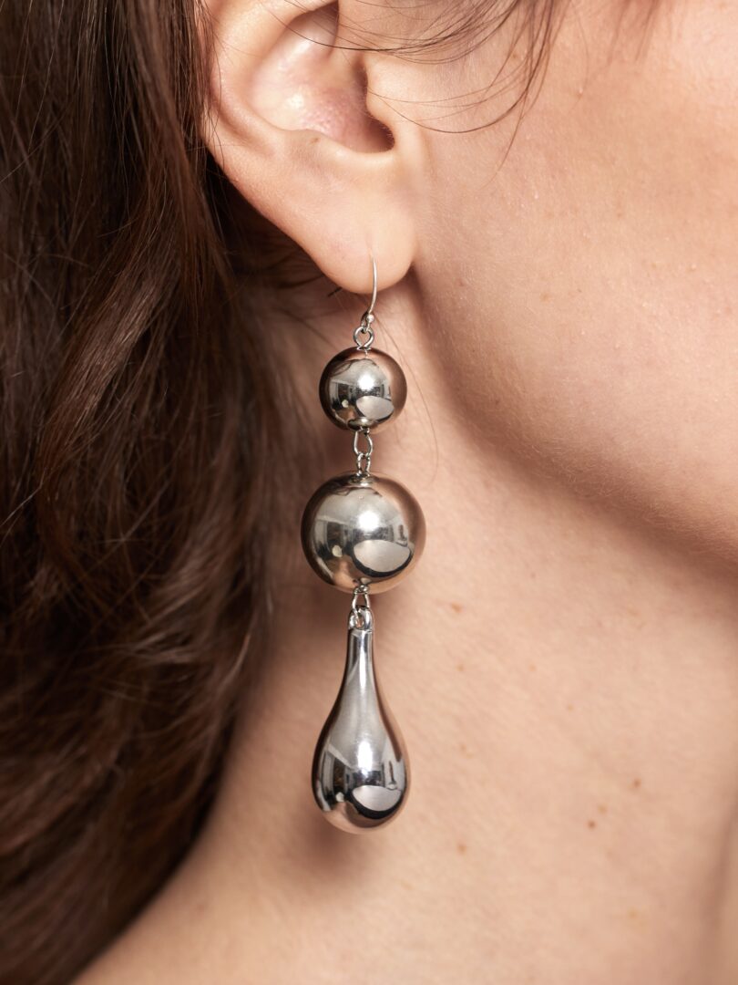 LANGEOORBELLENMETZILVERENDRUPPELS(8CM)Zilver__3