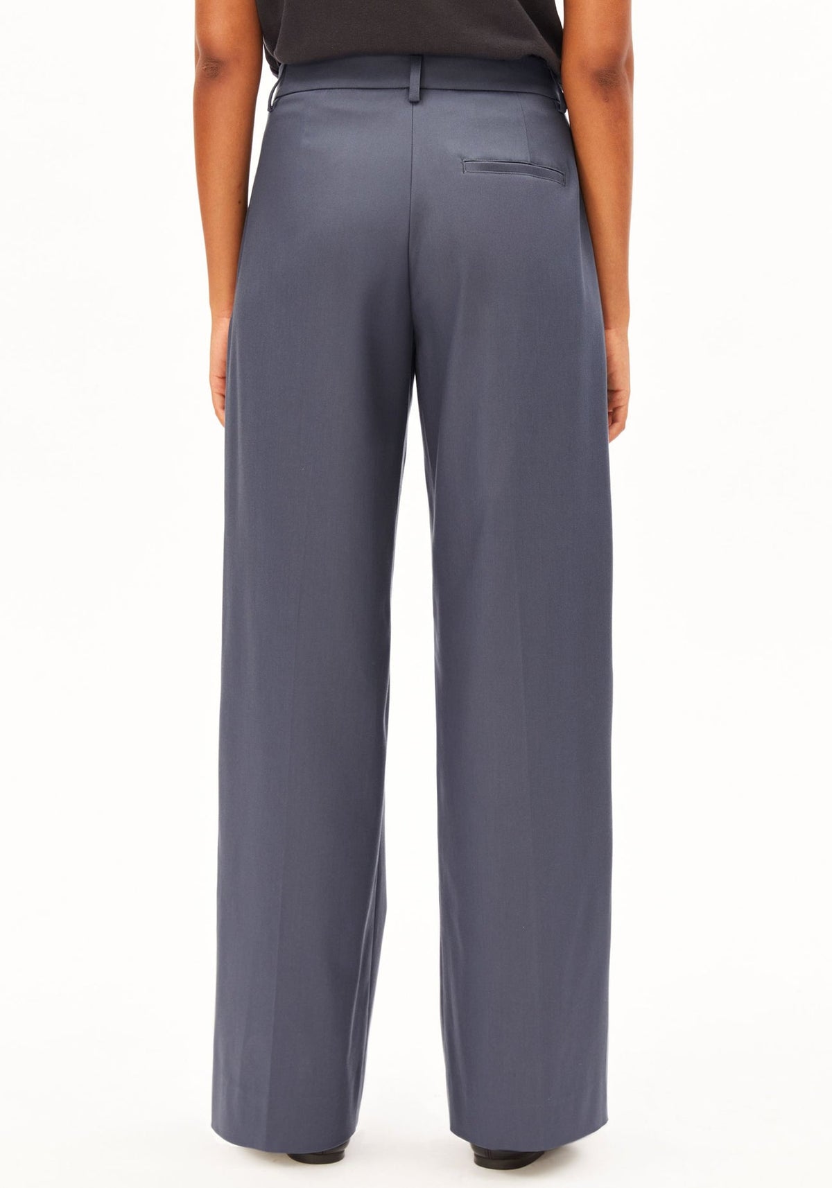LEANDRAAPANT3638Moonshadow__2