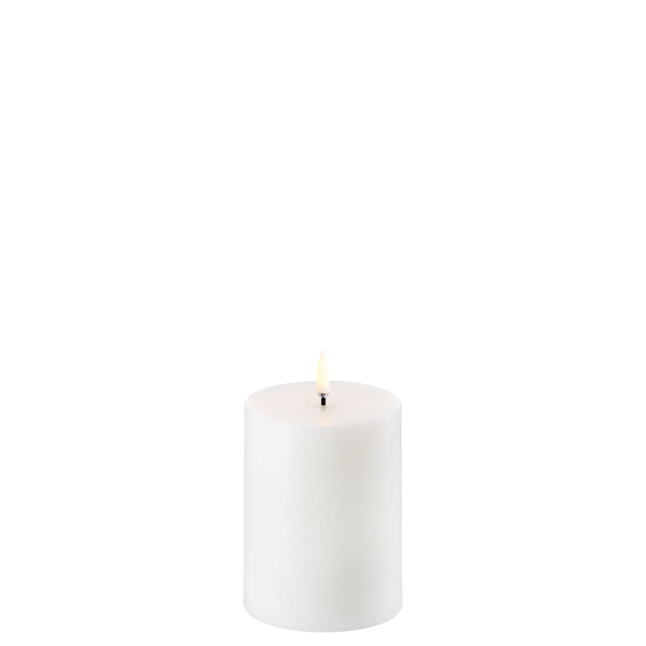 LED Pilar Candle (7.8x10cm) Nordic White Smooth - LEEF mode en accessoires