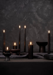 LED Slim Taper Candle 2-pack 2,3x32cm Plain Black Smooth - LEEF mode en accessoires