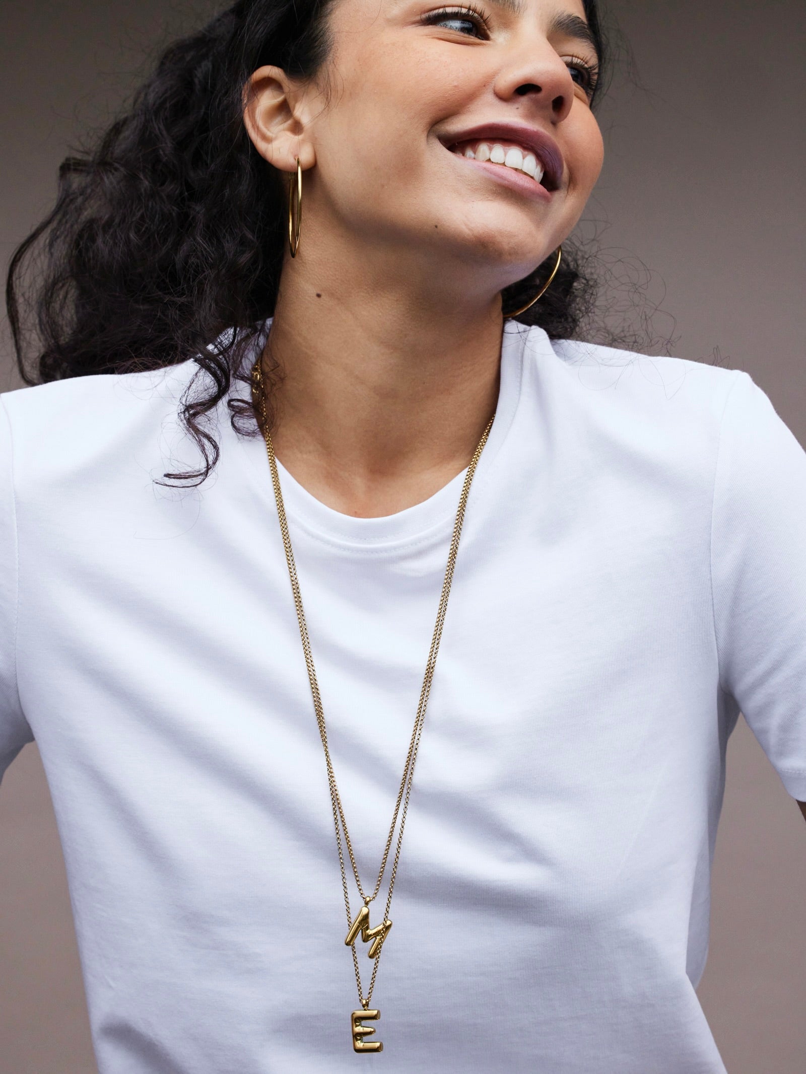 Lange Ketting met Letter Hanger  O - LEEF mode en accessoires