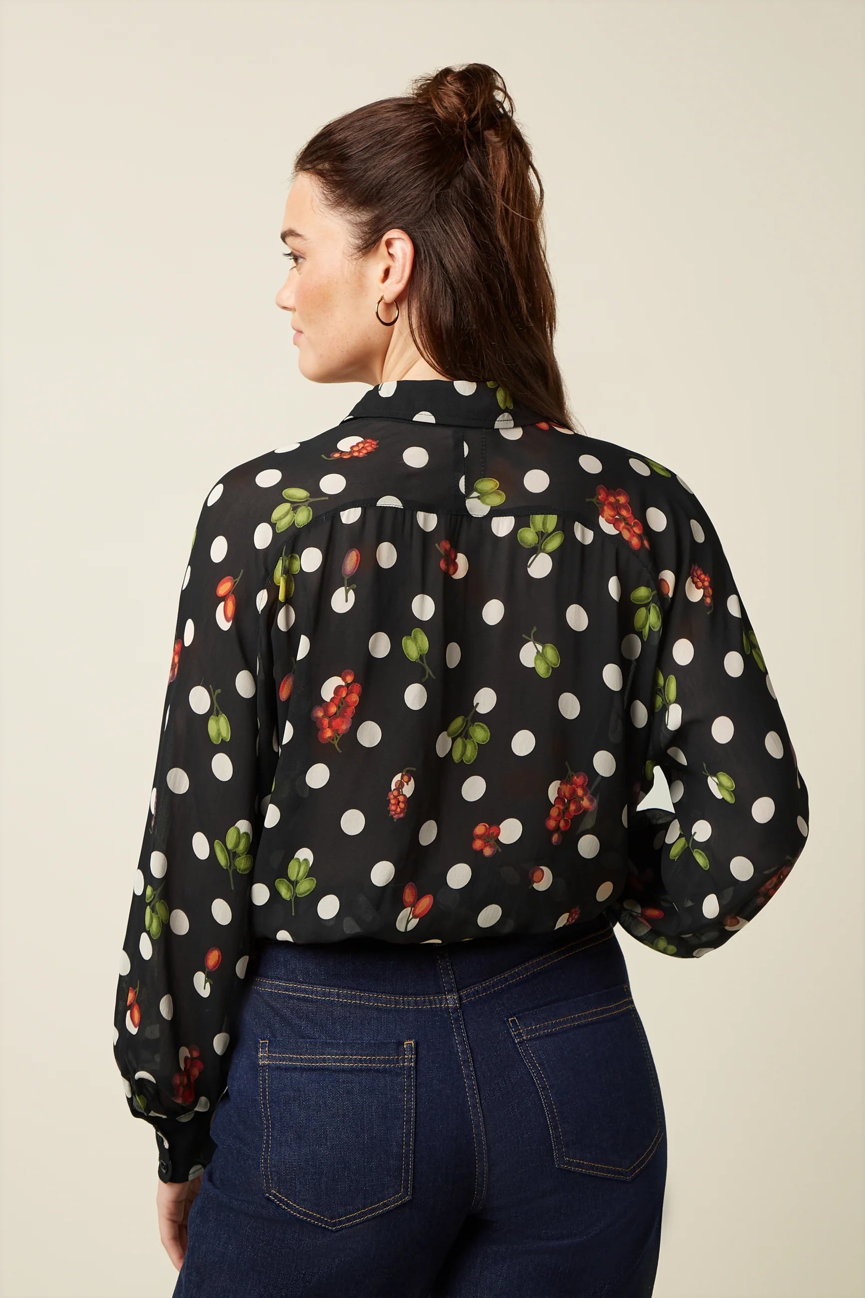 LeilaBlouseBriny001Black__3