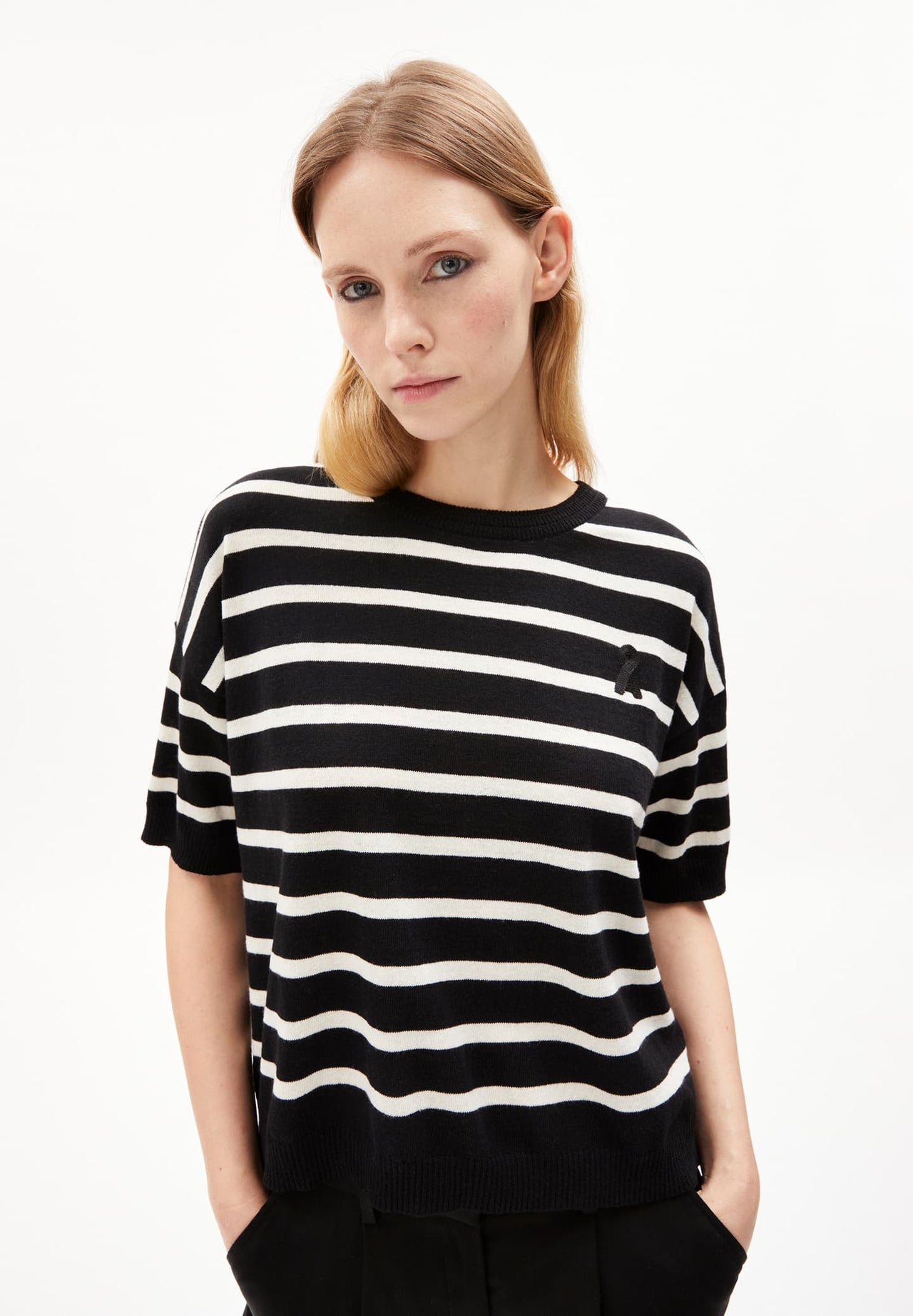 Lillaas Stripes 347 Black-off white