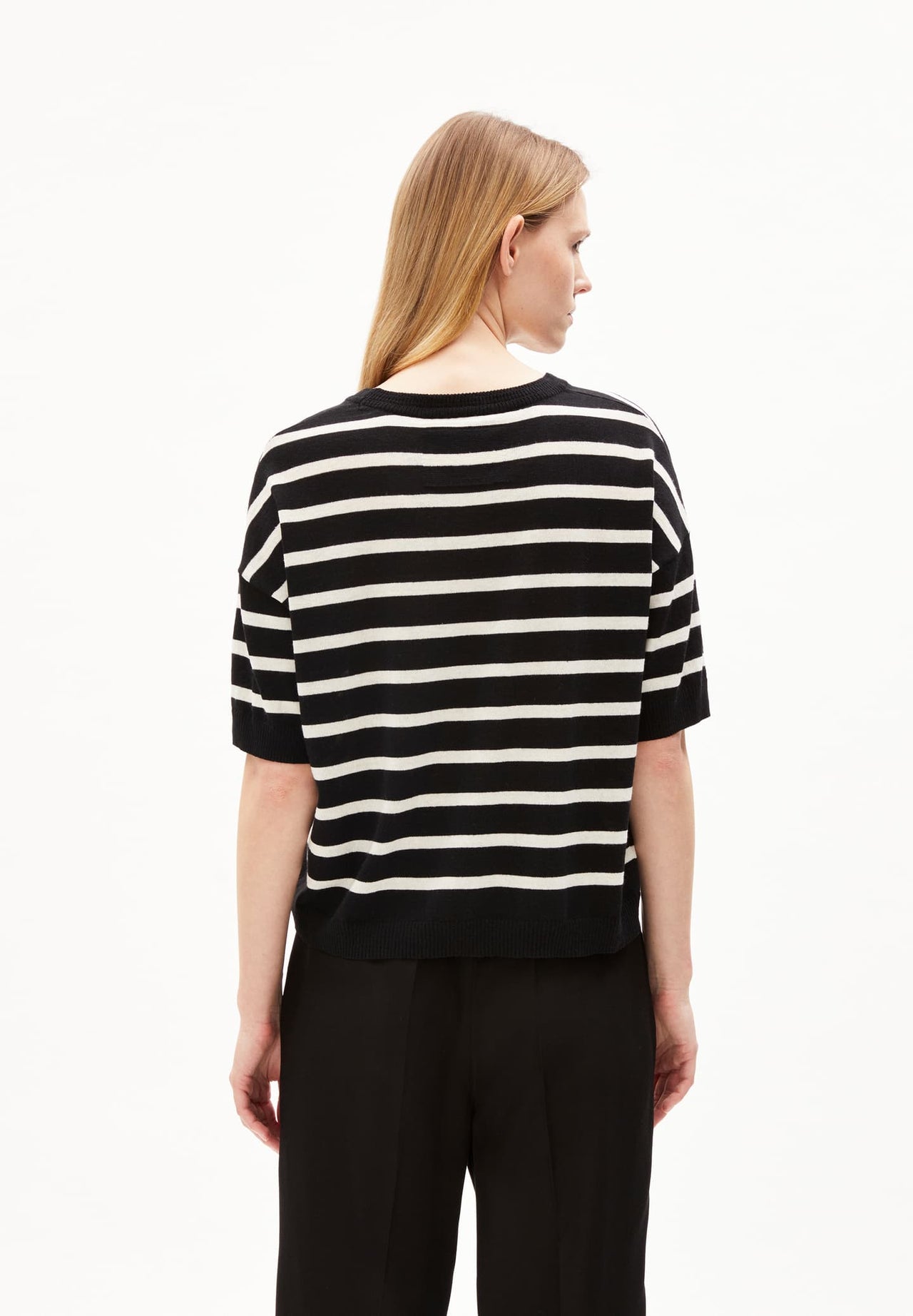 Lillaas Stripes 347 Black-off white