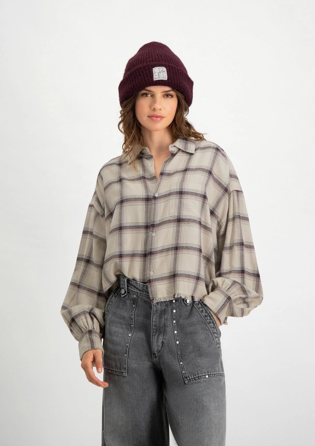 Loes Hat   1004 Aubergine