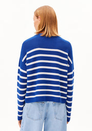 MERINAASTRIPESKNITSWEATER2712DynamoBlue-Oatmilk__2