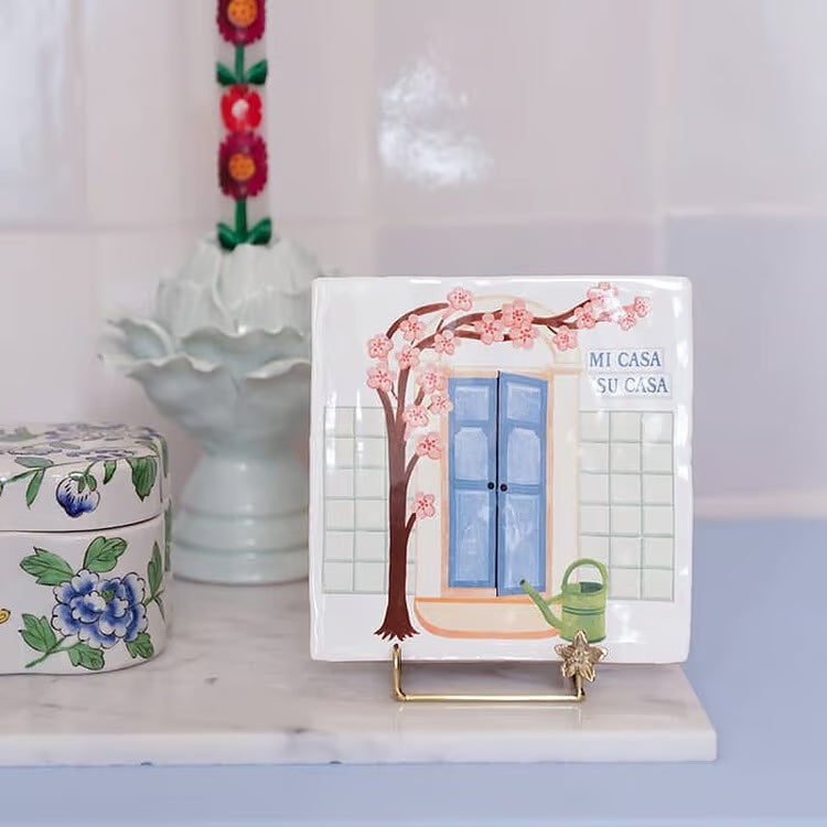 StoryTiles Mi Casa es Su Casa tegeltje van 10x10 cm met kleurrijk huiselijk ontwerp