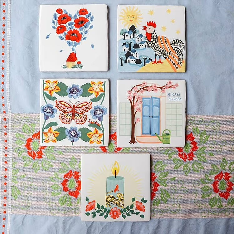 StoryTiles Mi Casa es Su Casa 10x10 cm tegel met kleurrijk huisontwerp