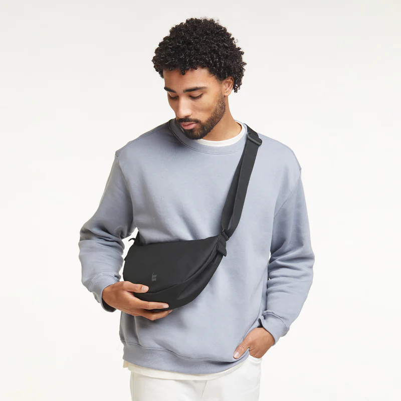 MoonBagSmall100black__3