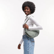 Zwarte Moon Bag Small Monochrome 605 bass van Gotbag, compacte tas met strakke lijnen en minimalistisch ontwerp.