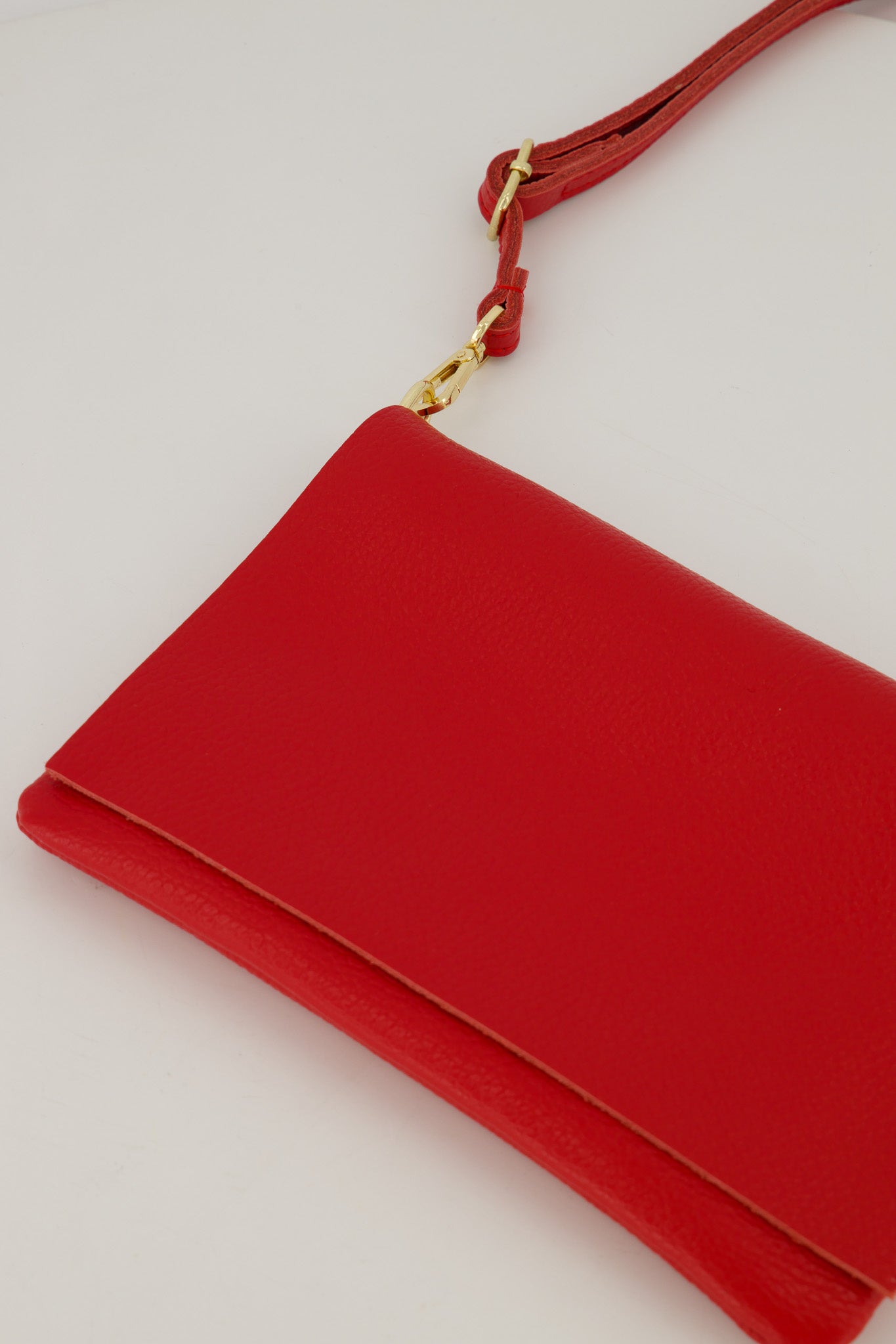 MyraClassicGrainD58red__3