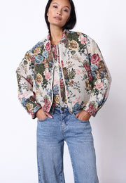 NGARWIN-JALFlowerJacquard__1