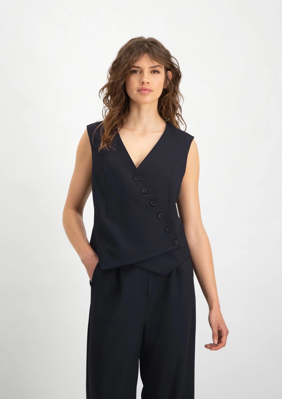 Noreen Gilet 8600 Patriot Blue - LEEF mode en accessoires