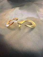 Oorstekers Swirl (3cm) goud - LEEF mode en accessoires