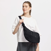 PLEATMOONBAGLARGE100black__1