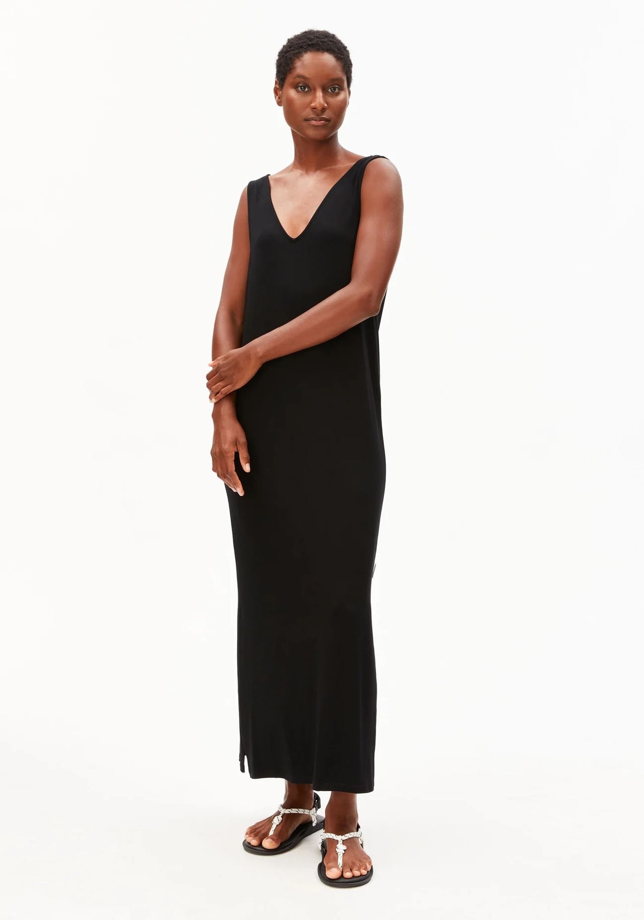 SLEEVELESSJERSEYMIDIDRESS105Black__1