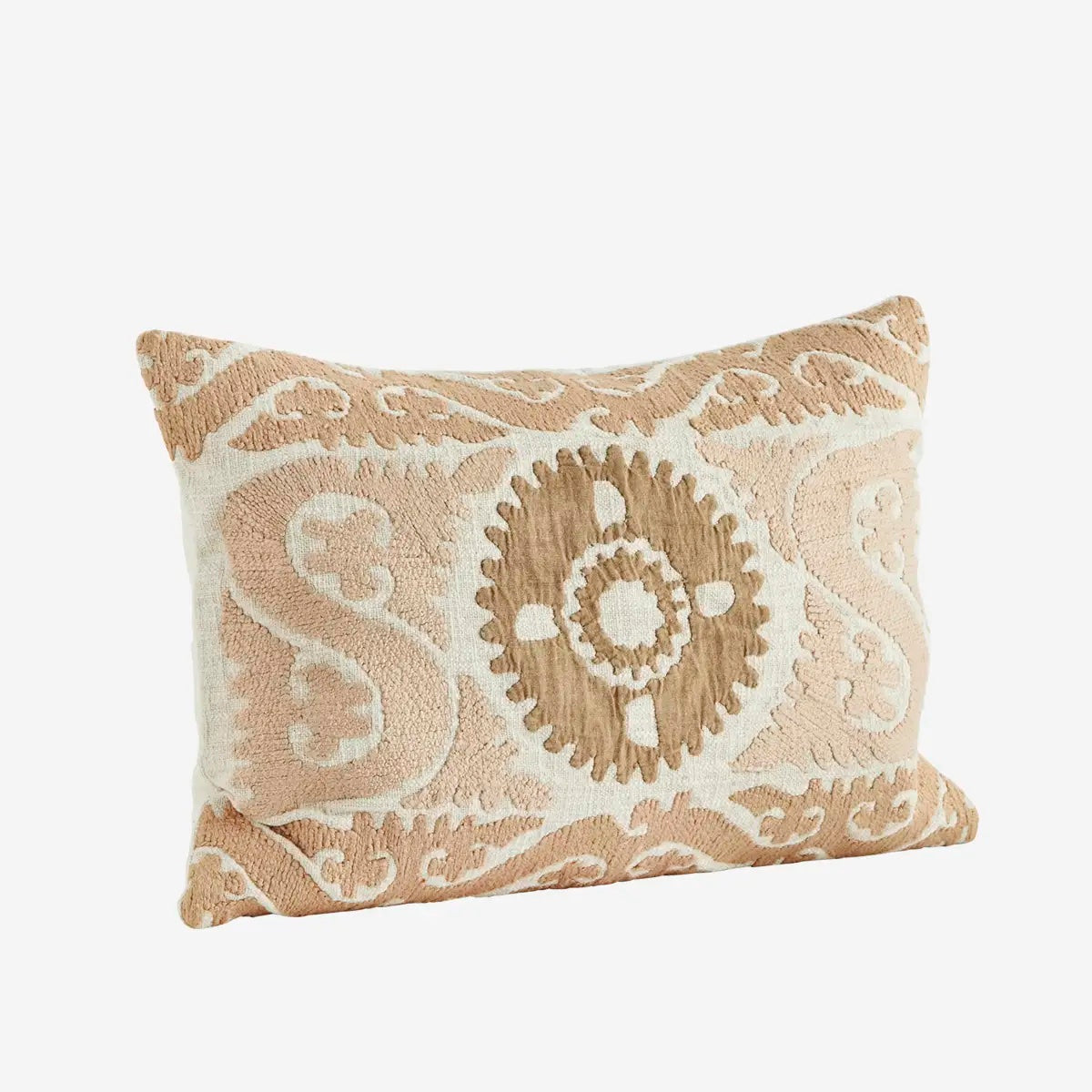 SUZANI EMBROIDERED CUSHION Off white, powder, camel - LEEF mode en accessoires