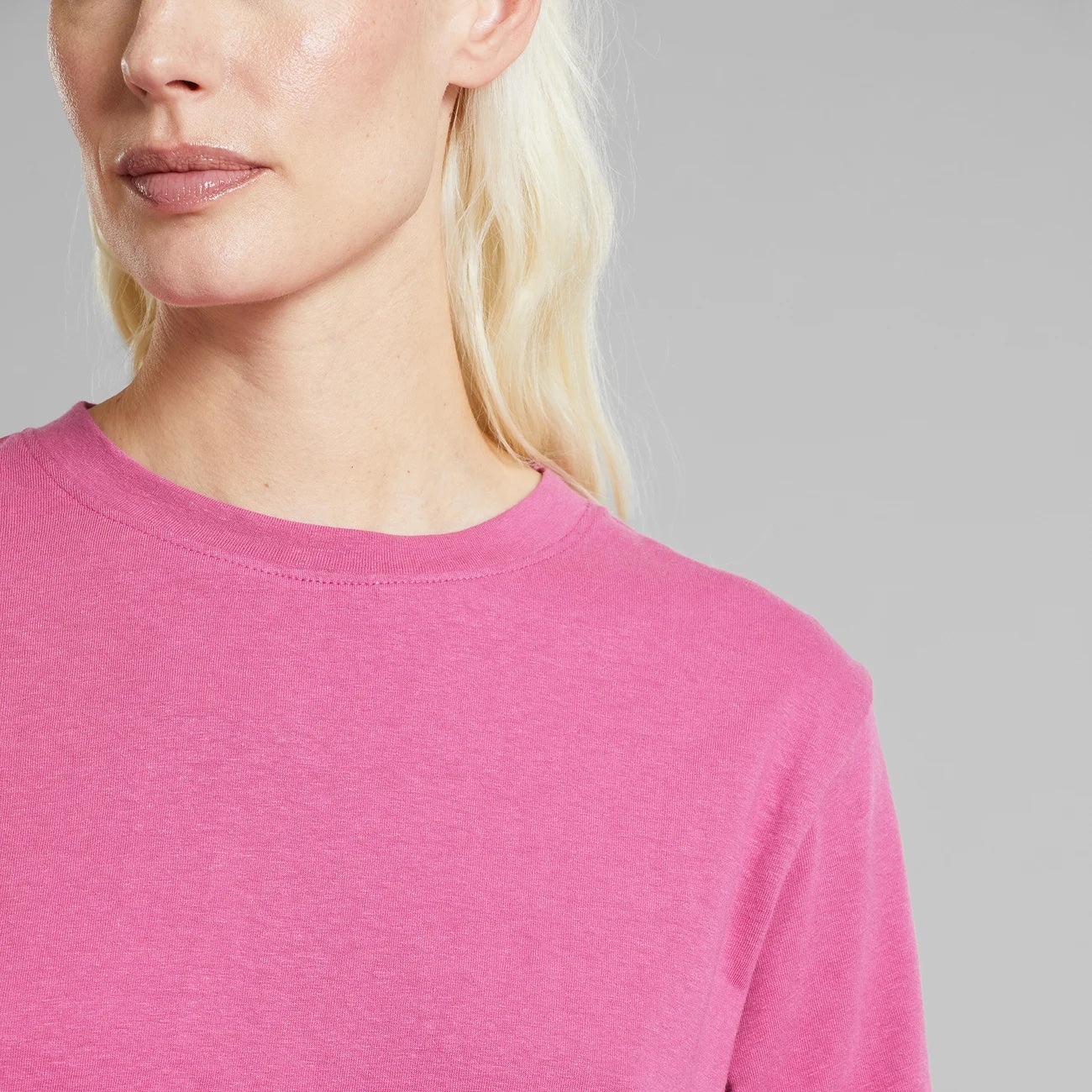 T-Shirt Vadstena Hemp  Violet Purple - LEEF mode en accessoires