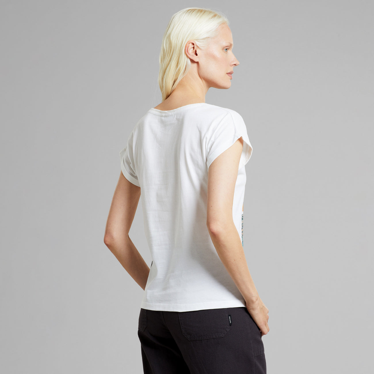 T-shirt Visby Sucker Sunset White - LEEF mode en accessoires