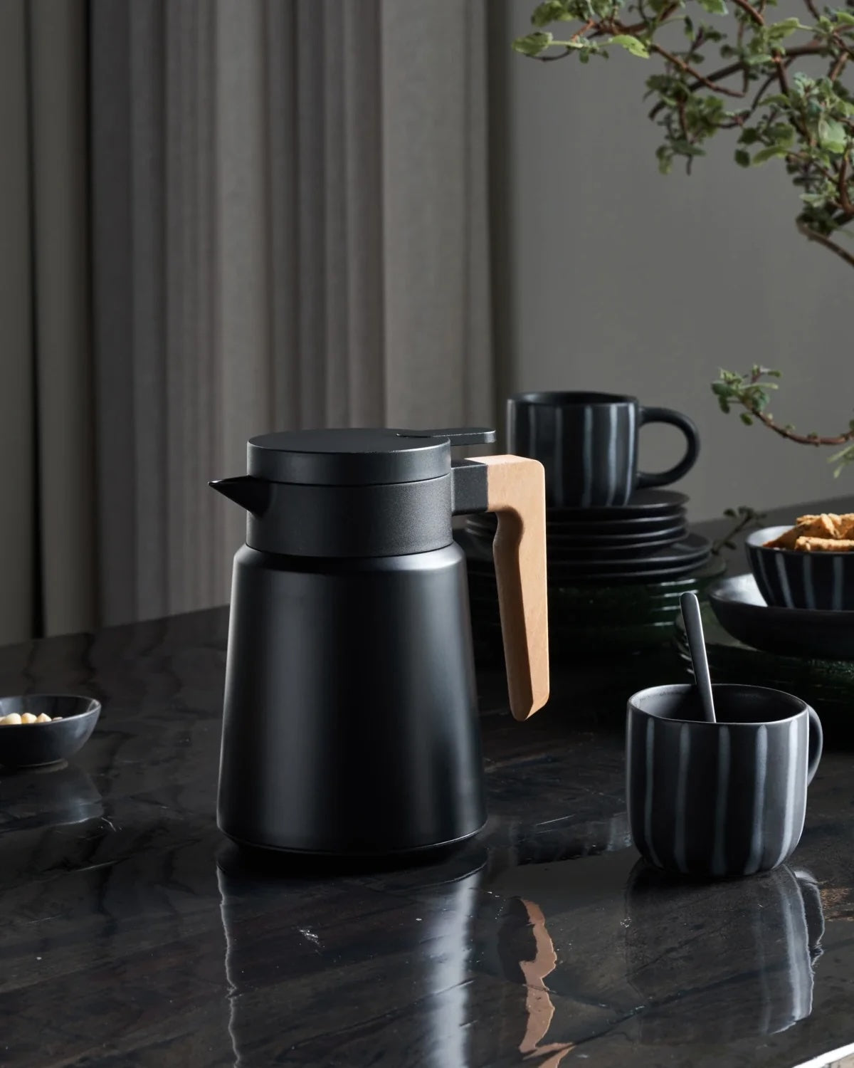ThermosHDCole(1liter)Black__2