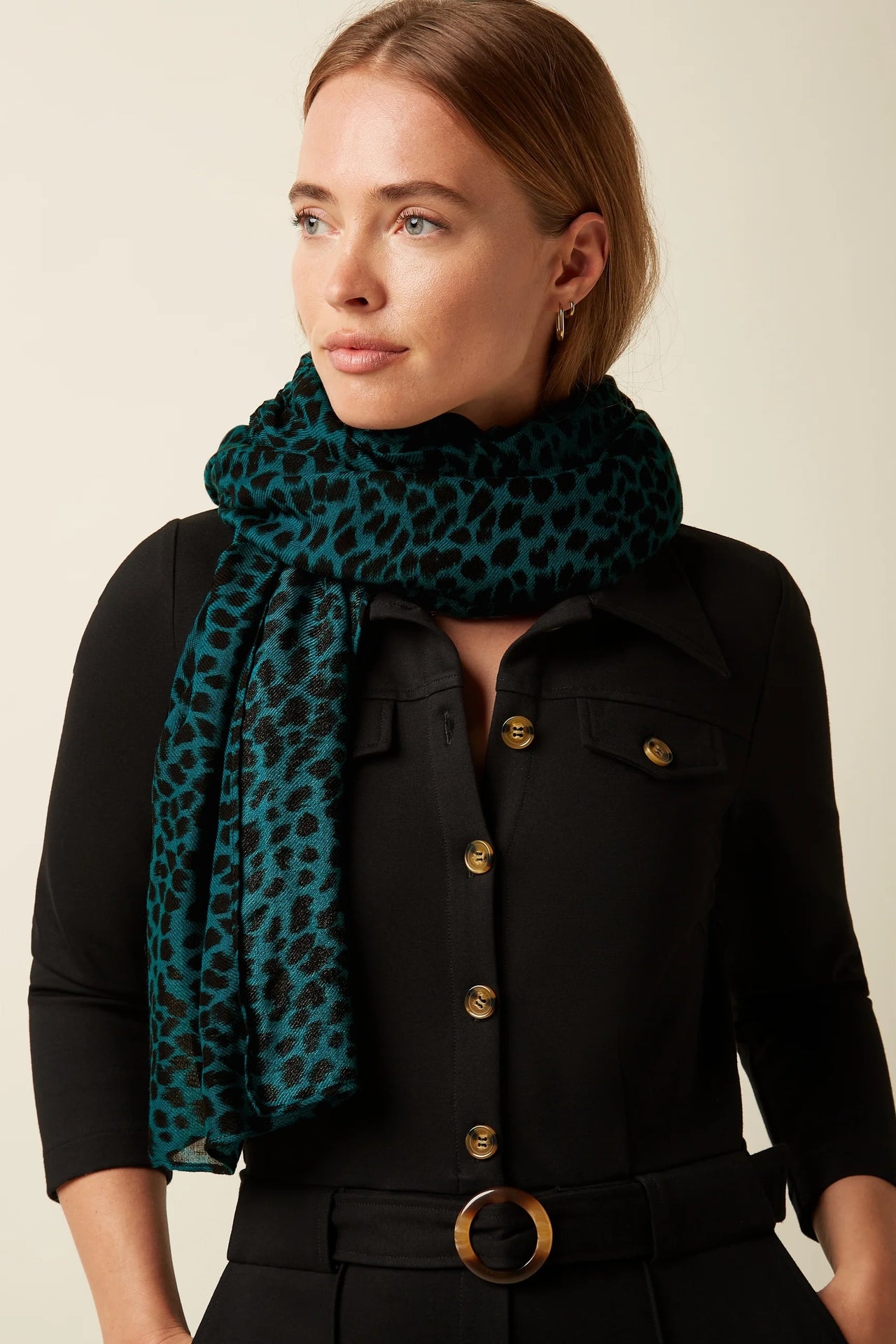 Tiger Scarf  358 Spruced Green - LEEF mode en accessoires