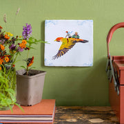 StoryTiles Travelling Bird 10x10 tegel met vliegende vogel in blauw-wit design