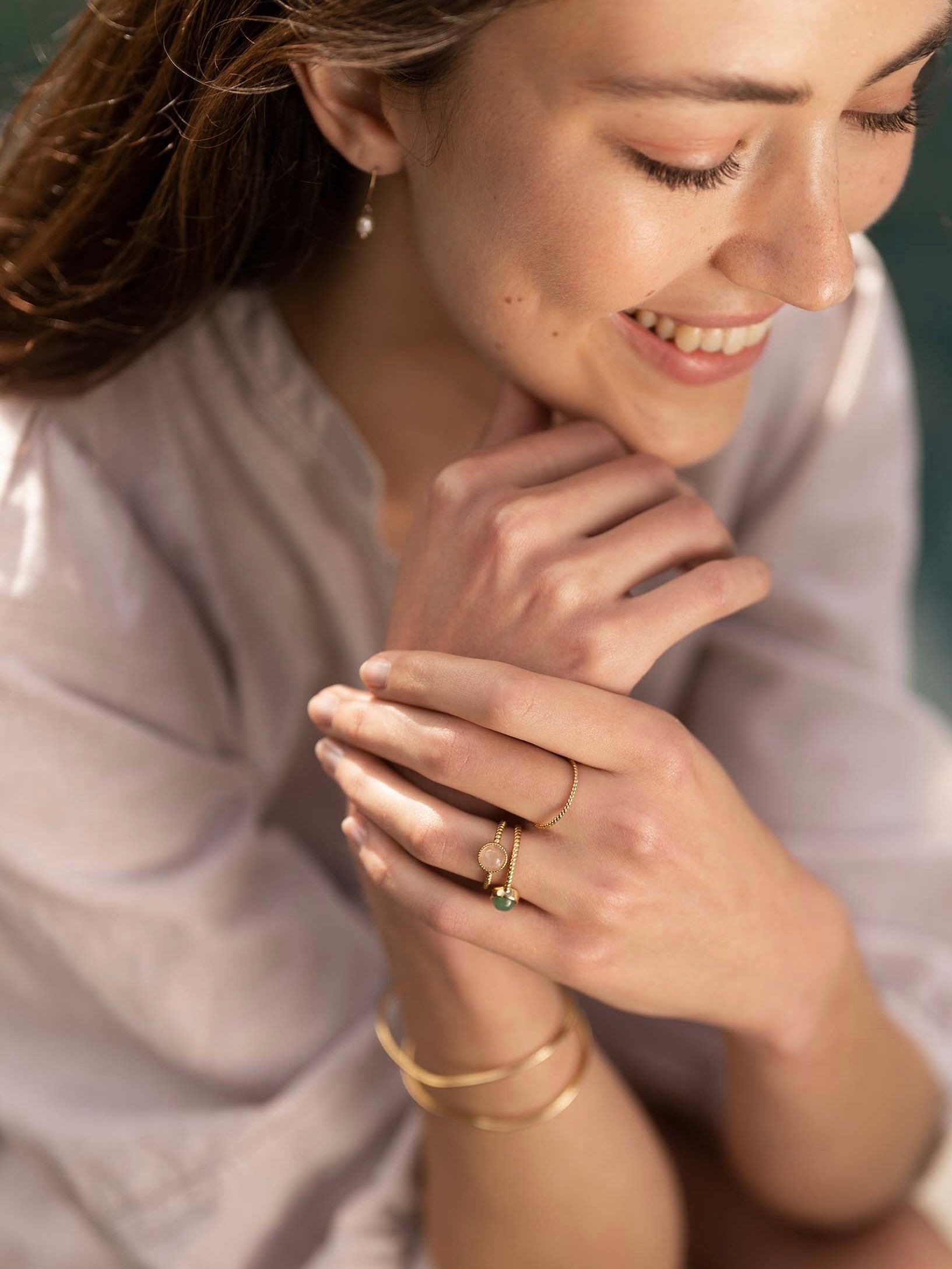 Twisted ring met gemstone groen - LEEF mode en accessoires