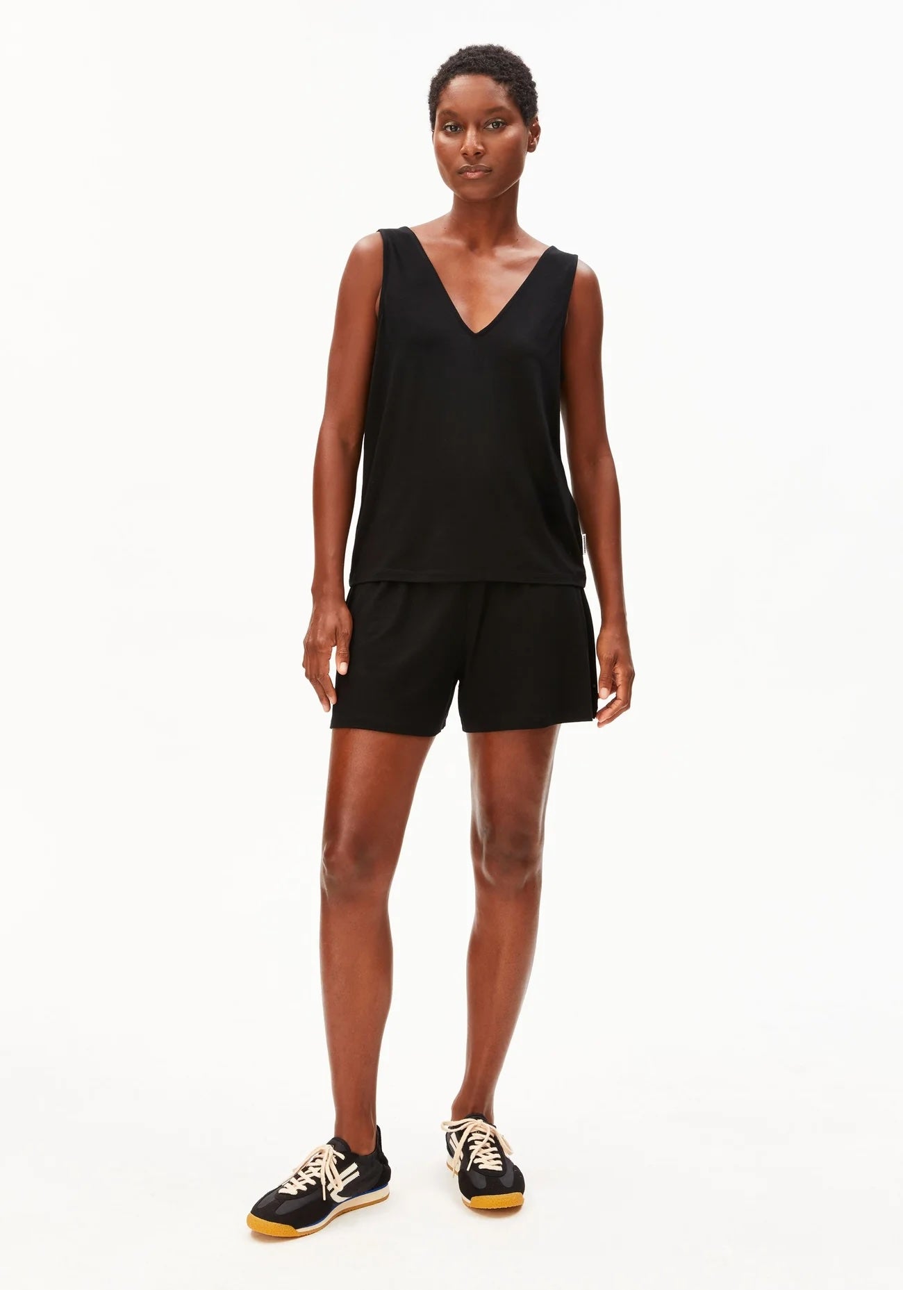 V-NECKJERSEYTOP105Black__3