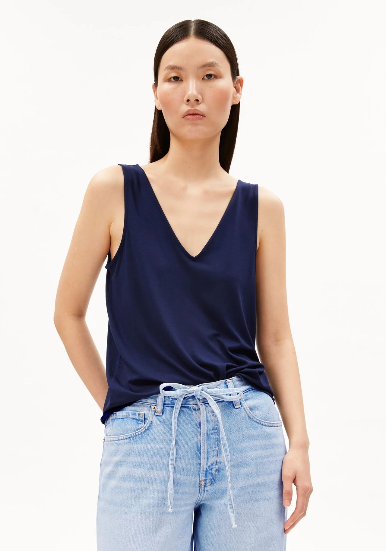 V-NECKJERSEYTOP3232TintedNavy__1
