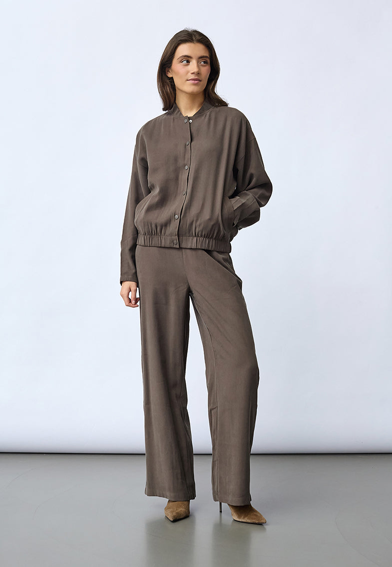 VABAIA-BOMBER1darkearth__3