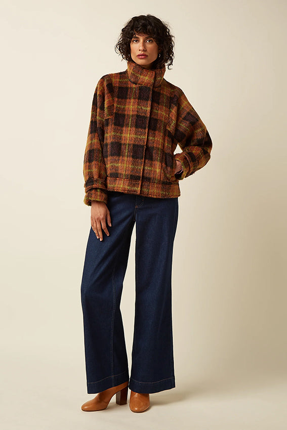 Lichte bruin geruite Vama Jacket Aloha Check van King Louie, zichtbaar met knopen en revers, voor een casual look.