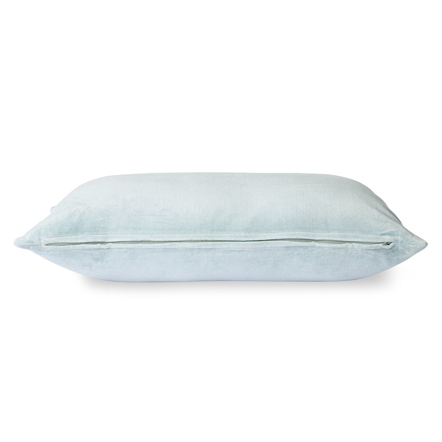 Velvet Cushion Ice Blue (40x60) Ice Blue - LEEF mode en accessoires