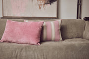 Velvet Cushion Rose (60x40cm) Rose - LEEF mode en accessoires
