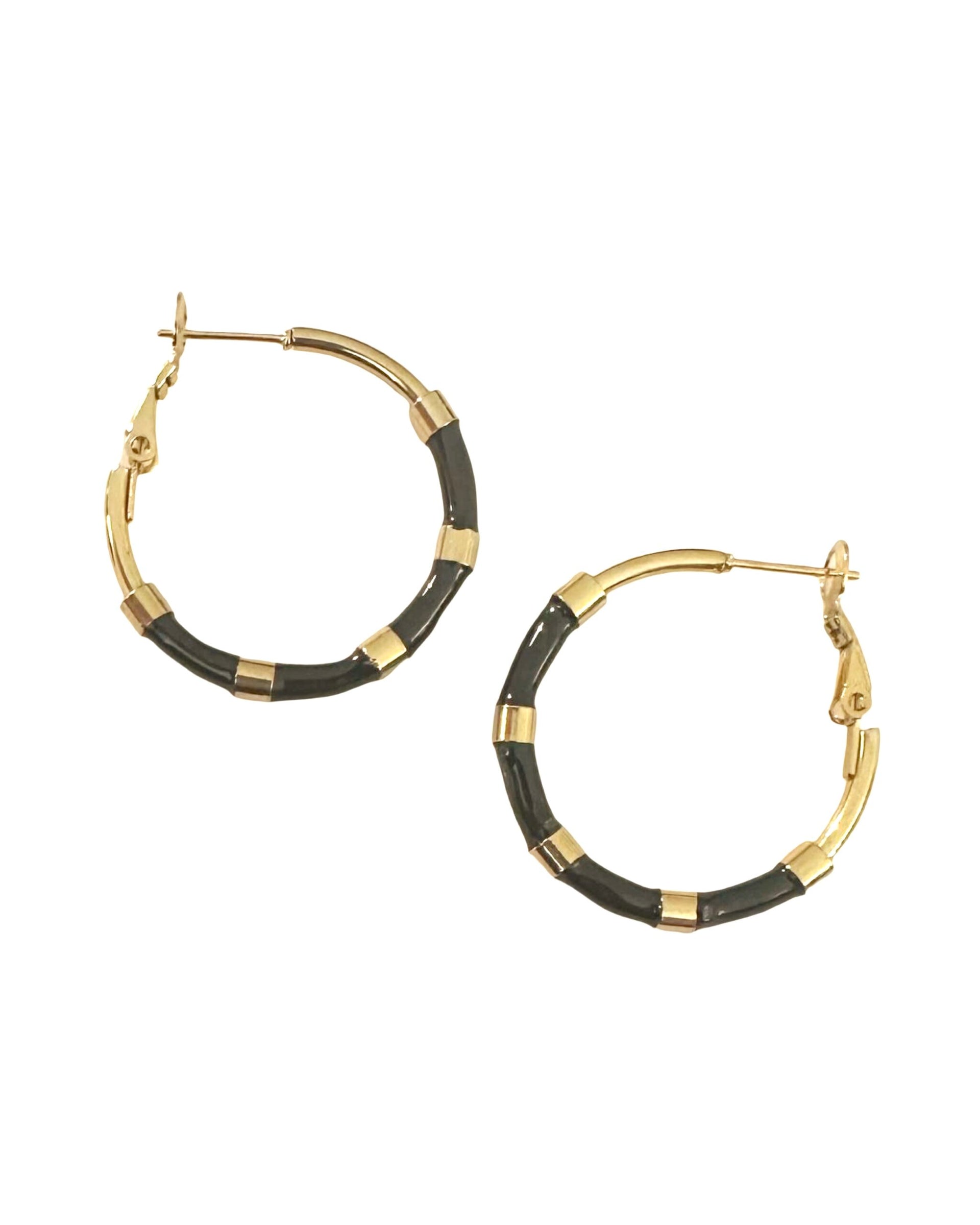 VerguldeOorringenmetZwarteEmaille(28cm)zwart__1