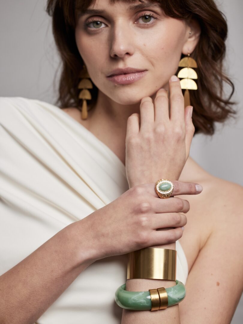 XLringmetovalegemstone-Afbeelding2XLringmetovalegemstone-groen__3