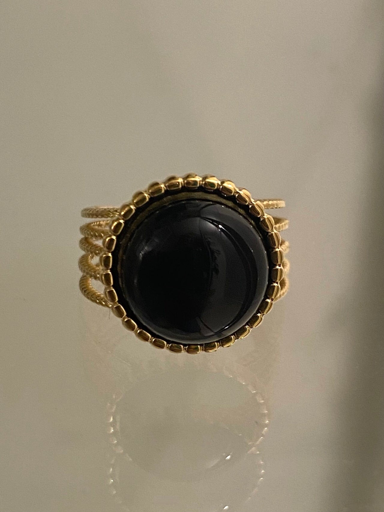 4-delige ring met ronde gemstone zwart - LEEF mode en accessoires