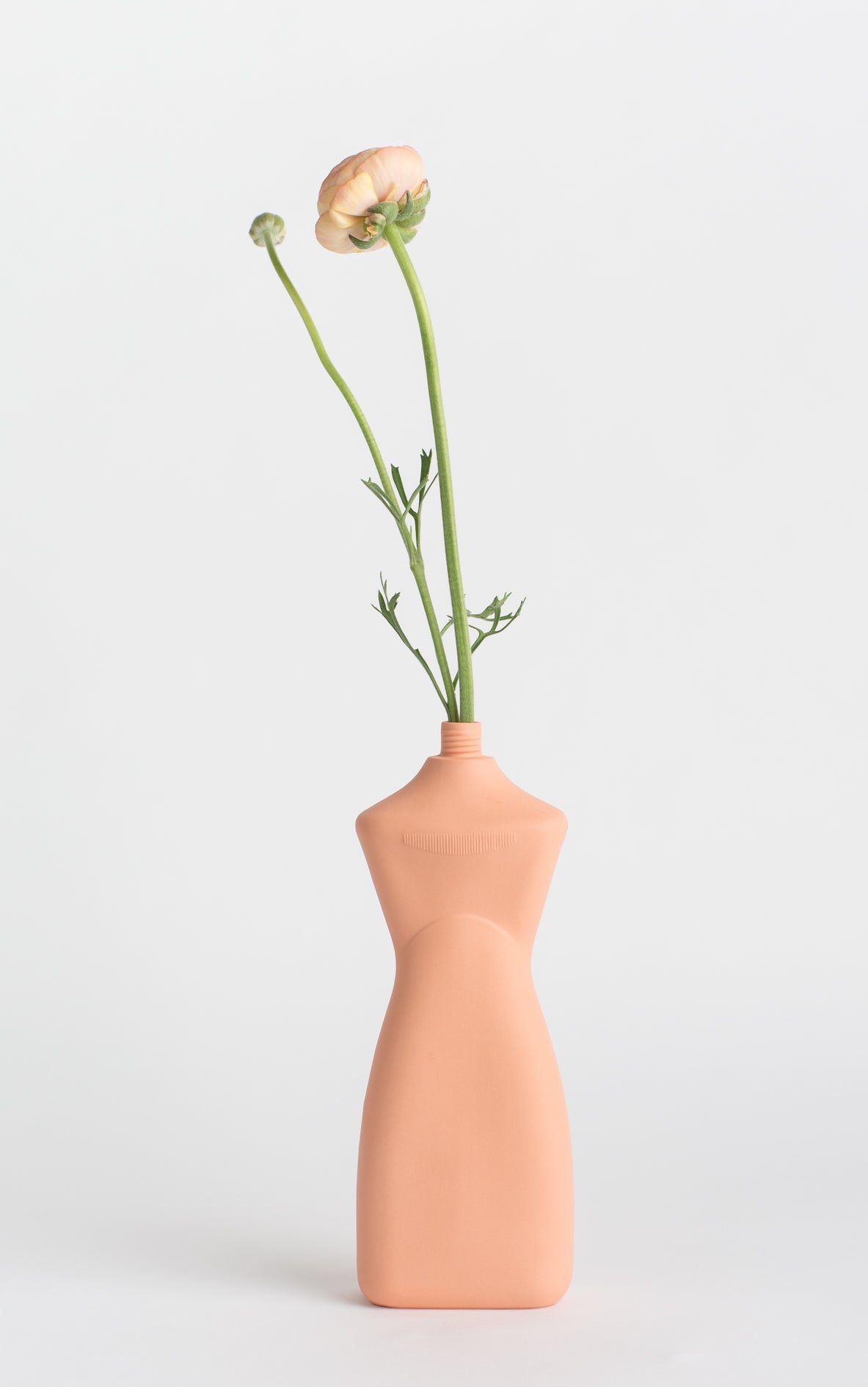 Bottle Vase #8 Orange van Foekje Fleur te koop bij LEEF mode en accessoires Meppel