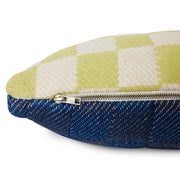 Checkered Woven Cushion Berries - LEEF mode en accessoires